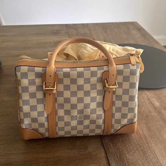 Louis vuitton berkeley bag - Picture 2 of 7